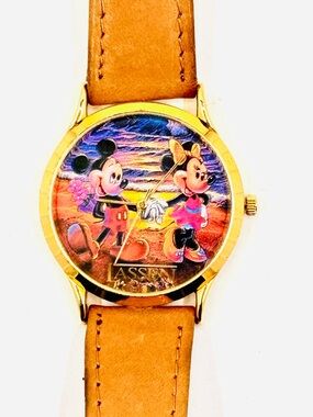 Disney Lassen Rare Limited Ed. Watch “Sea Side Romance” Mickey & Minnie Mouse